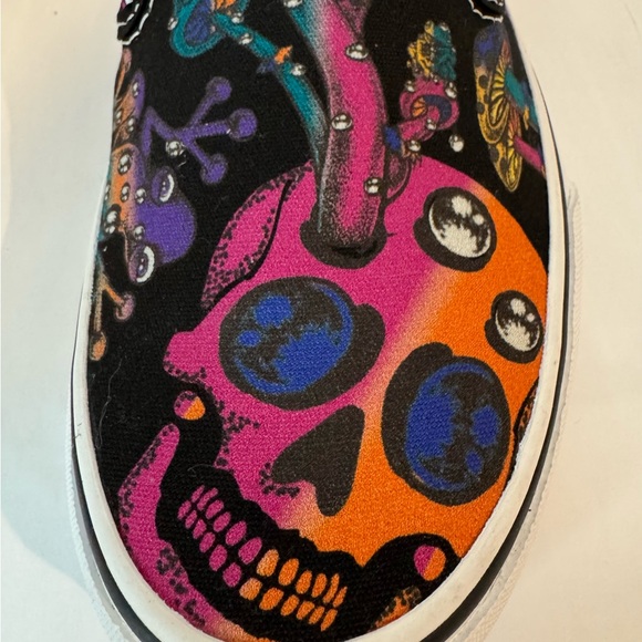 VANS•NEW•CLASSIC SLIP-ONS•TRIPPY DRIP•SKELTON•HALLOWEEN•WOMENS 7 / MENS 5.5 - Picture 6 of 8